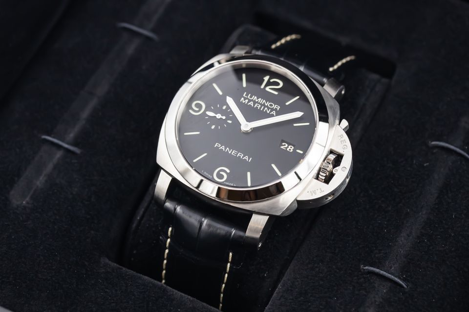 Panerai Luminor Marina PAM00359 Image 5